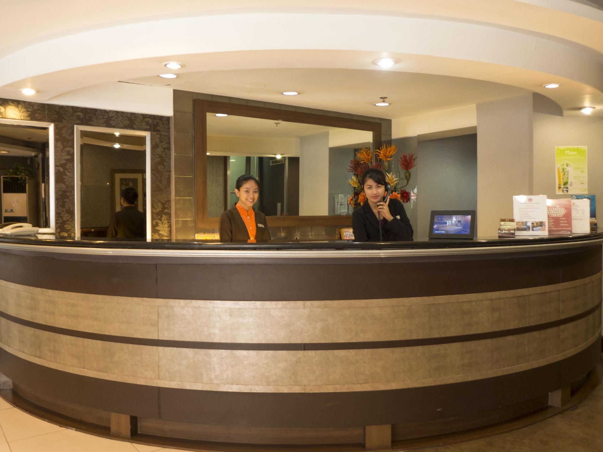 Rothman Hotel Manilla Buitenkant foto