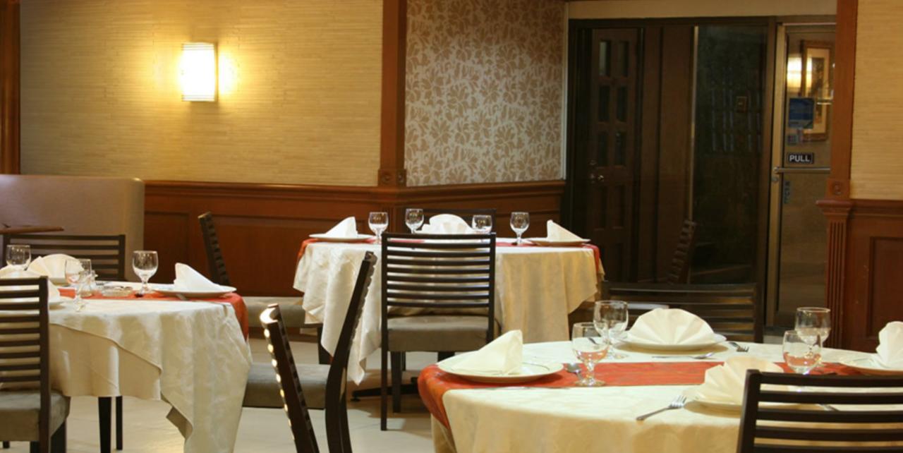 Rothman Hotel Manilla Buitenkant foto